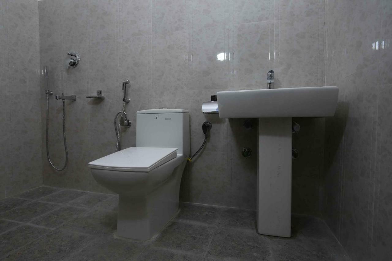 מלון לה Hunder Residency מראה חיצוני תמונה